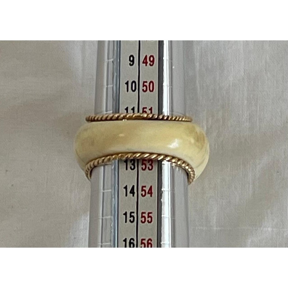 Vintage 14k Yellow Gold Ribbed Dome Cocktail Ring Cream Carved Statement Sz 6.25 - Picture 5 of 10